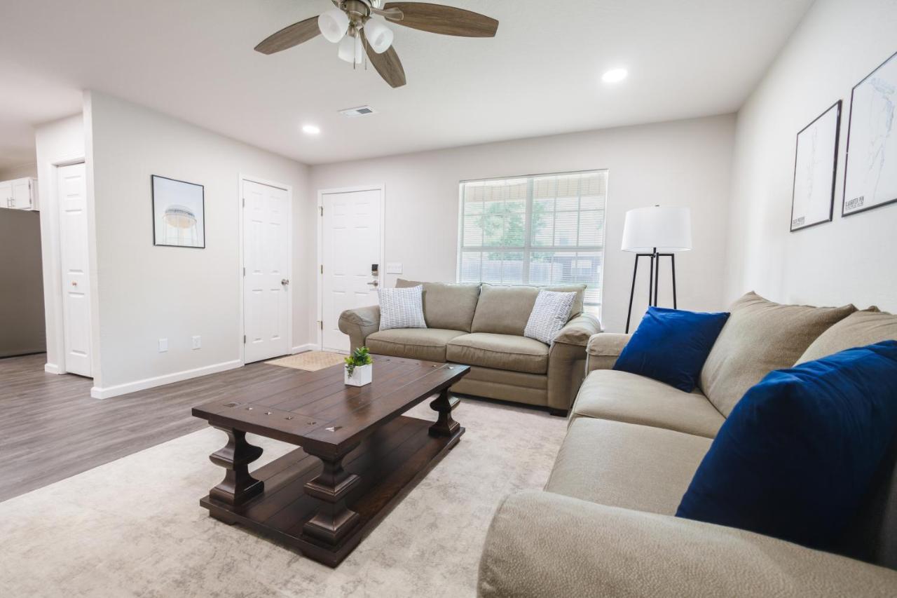 Trailside Townhouse - Close To Downtown & Bike Trails Bentonville Esterno foto