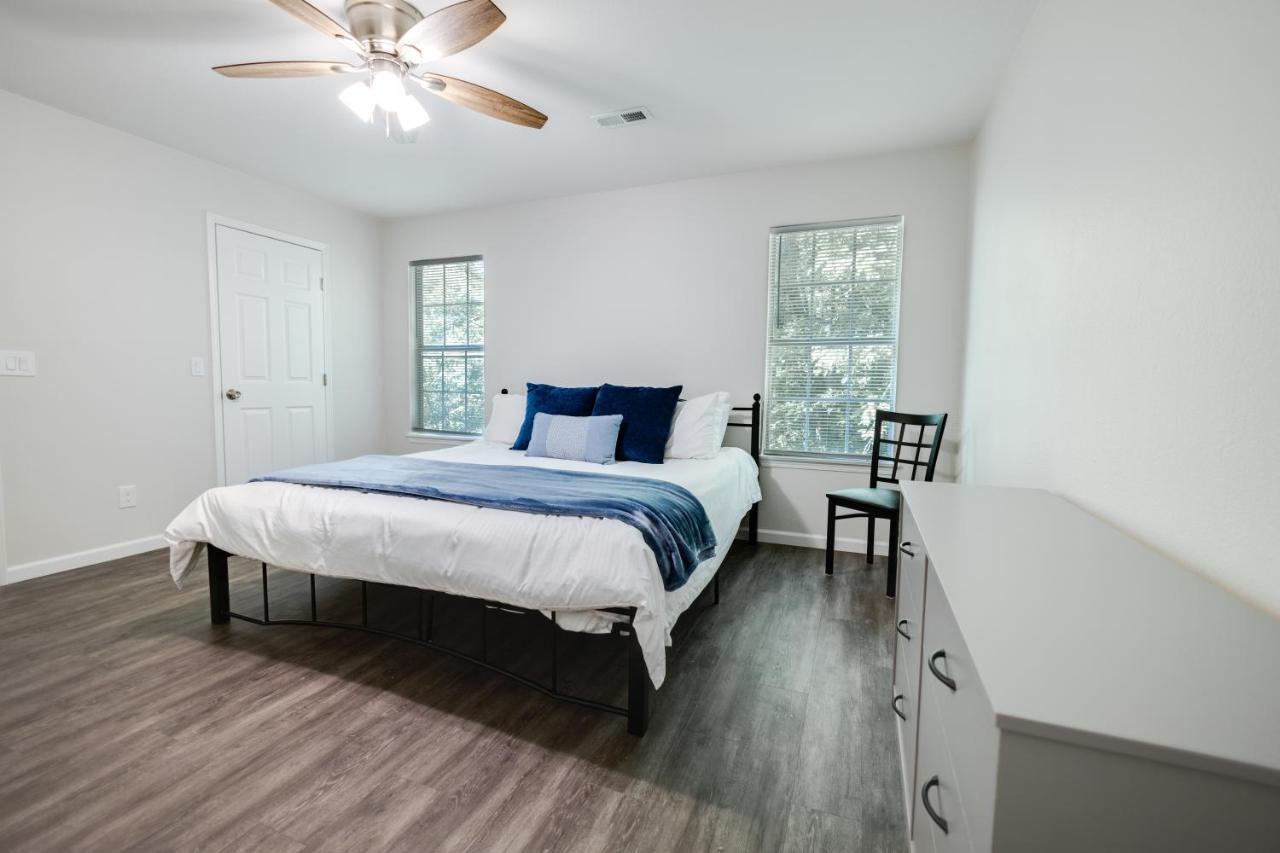 Trailside Townhouse - Close To Downtown & Bike Trails Bentonville Esterno foto